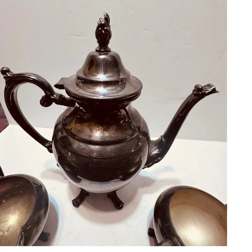 WM Rogers Silver Plate Tea‎ Set Vintage Coffee Pot Sugar Bowl Creamer Ornate 3pc